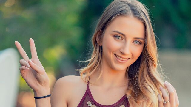 Сексуальная любительница  ебли