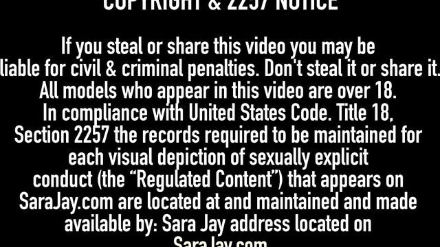 Пышногрудая мамочка Сара Джей круто ебенится