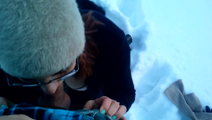 Отсос и ебля на снегу