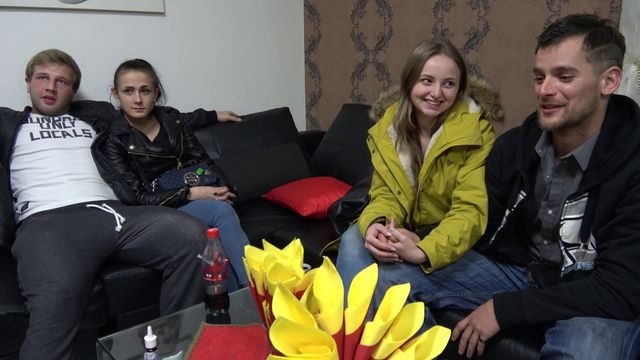Две чешские парочки поменялись партнерами и сняли весь трах на камеру