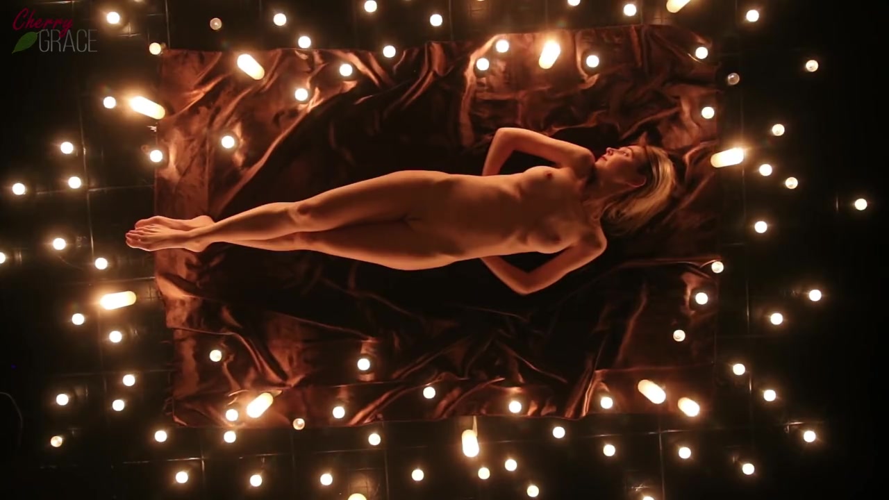 Романтический секс при свечах